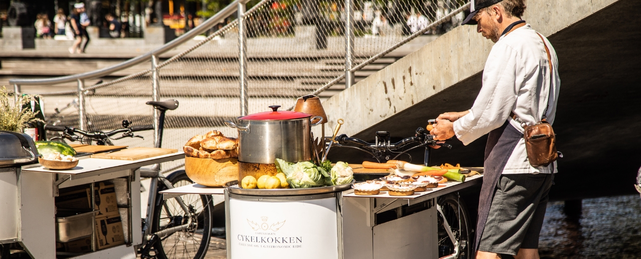 handler om baggrunden for Havhøst, hele skabelsesberetningen og om havbønder som aktører i klimakampen.